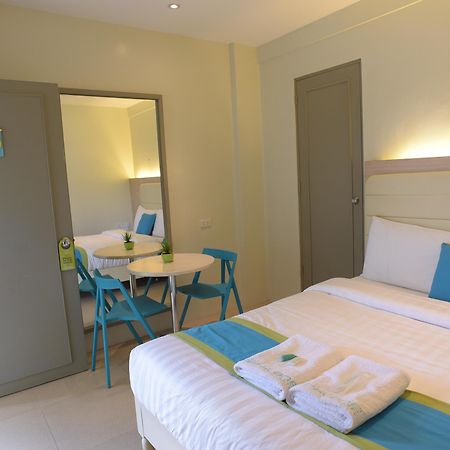 Laoag Parklane Hotel Bagian luar foto
